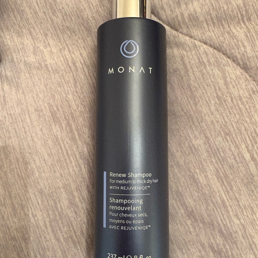 Monat renew Shampoo for Luxurious Hair Care
